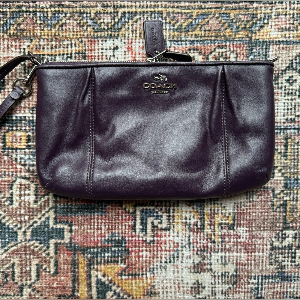 COACH COLLETE Dark Purple Eggplant Leather Zip Wristlet Clutch 9x5.5" F52153